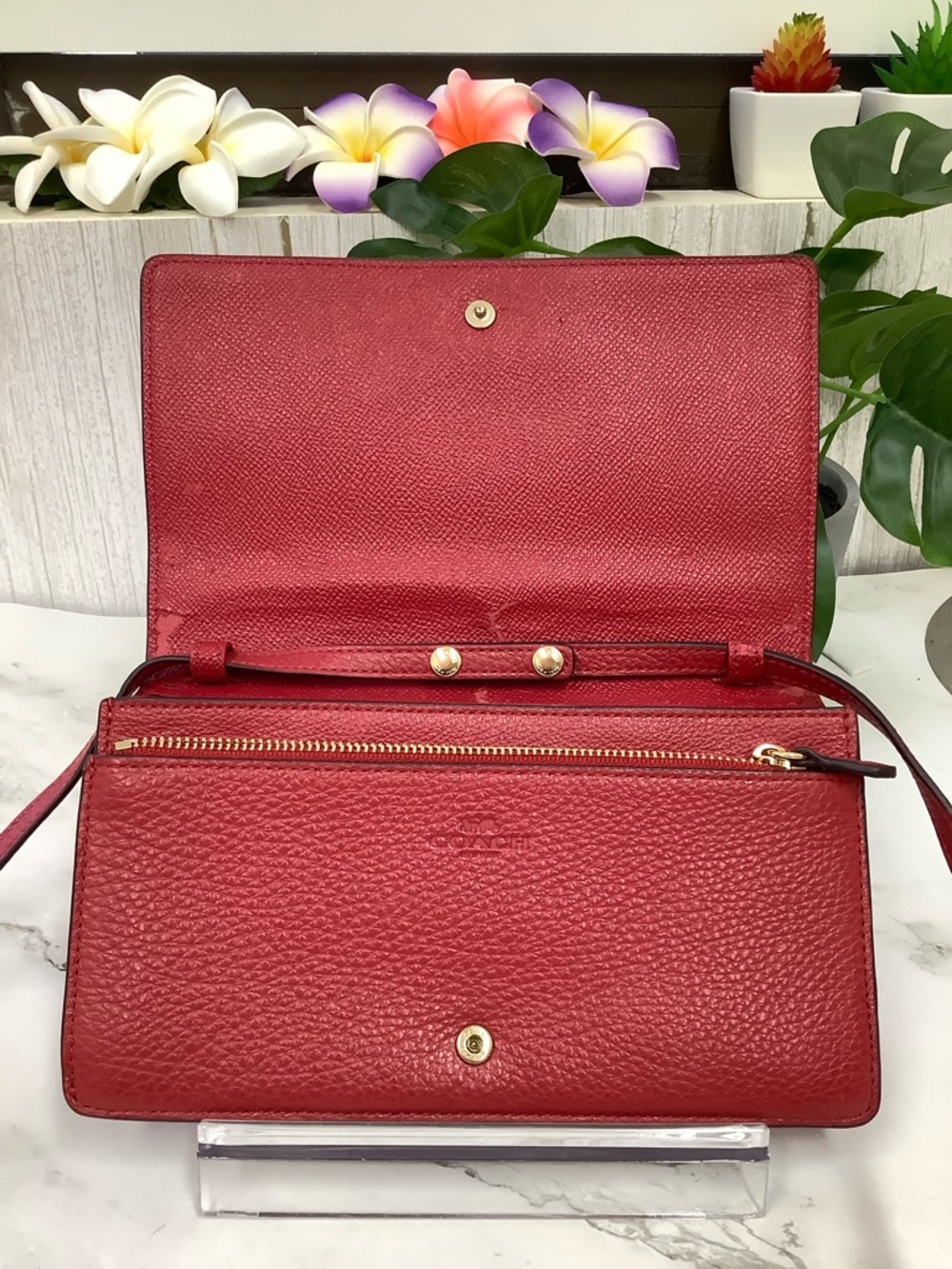 GUC COACH Anna Foldover Pebbled Leather Crossbody with Gold Logo - Picture 7 of 13